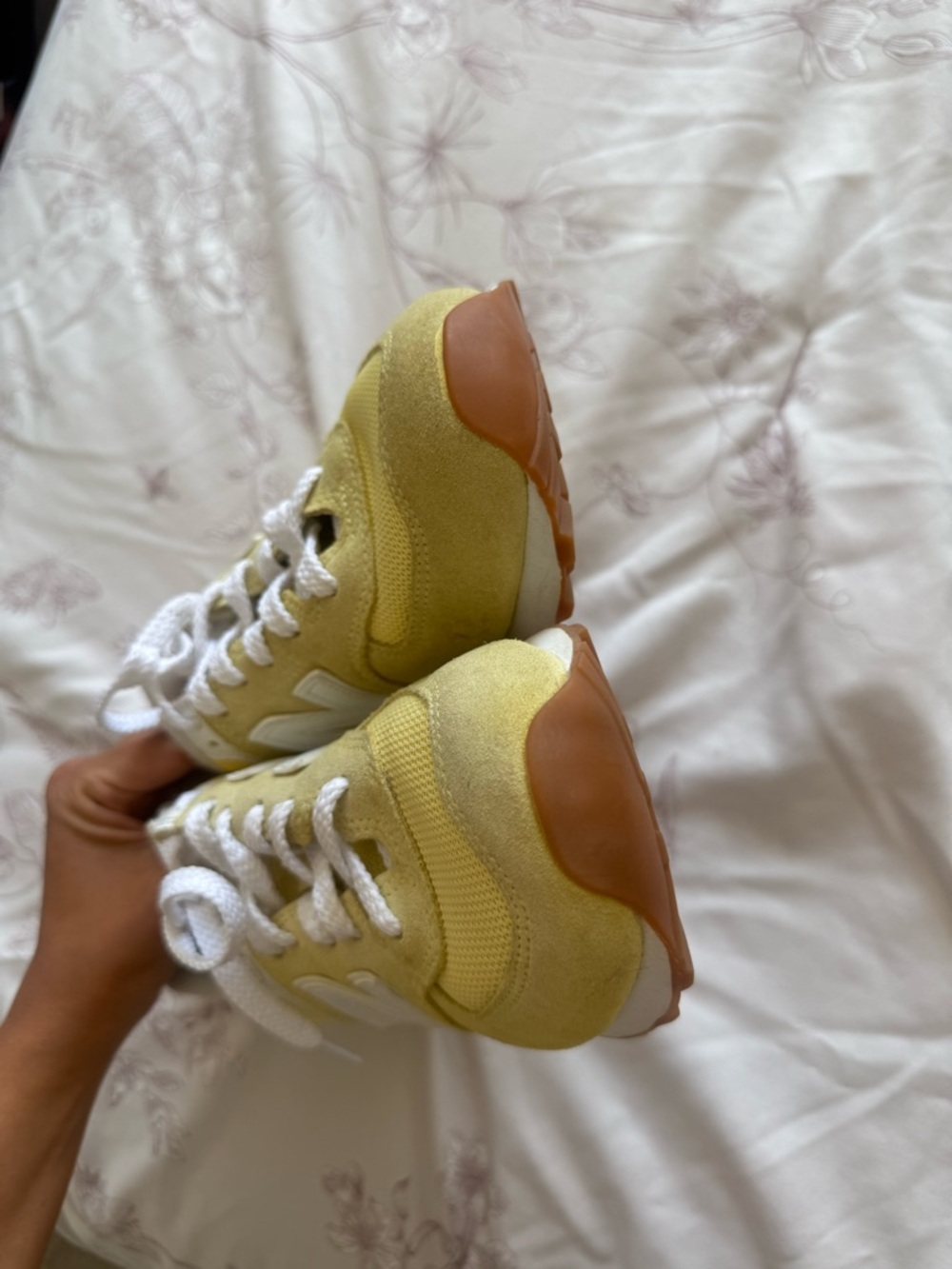 New Balance | 574 Lemon Yellow Haze women’s sneakers - 8.5 - Picture 4 of 7